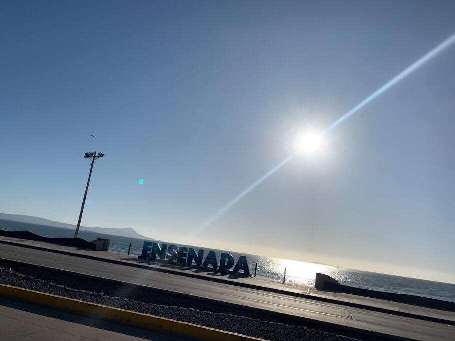 Casa Moderna Y Elegante En El Corazon De Ensenada! 빌라 외부 사진