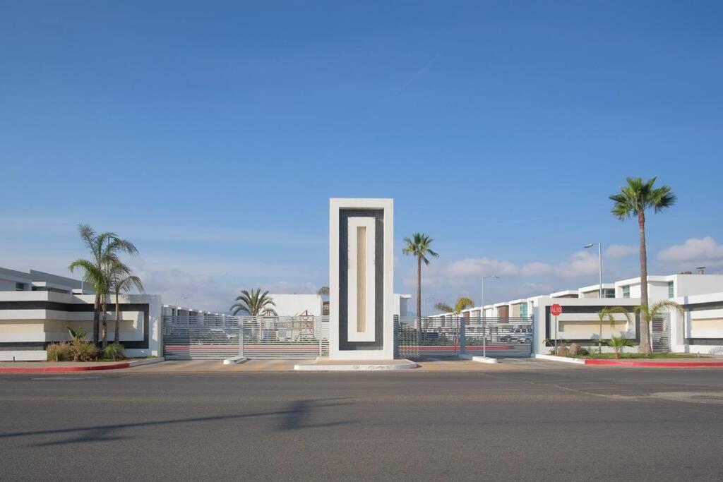 Casa Moderna Y Elegante En El Corazon De Ensenada! 빌라 외부 사진